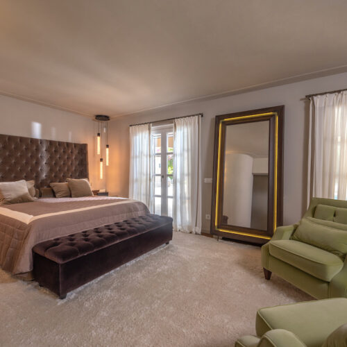 villa-cerca-de-la-playa-con-un-hermoso-jardín-en-canyamel-7